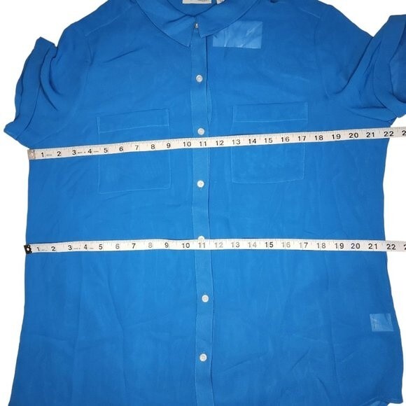 Halogen blue button front sheer collared top sz L - Picture 9 of 11